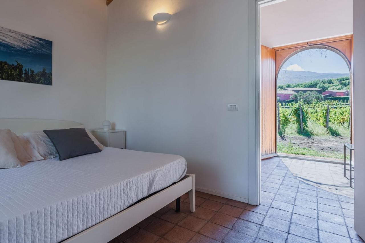 Terrazze Dell'Etna - Country Rooms And Apartments 兰达佐 外观 照片