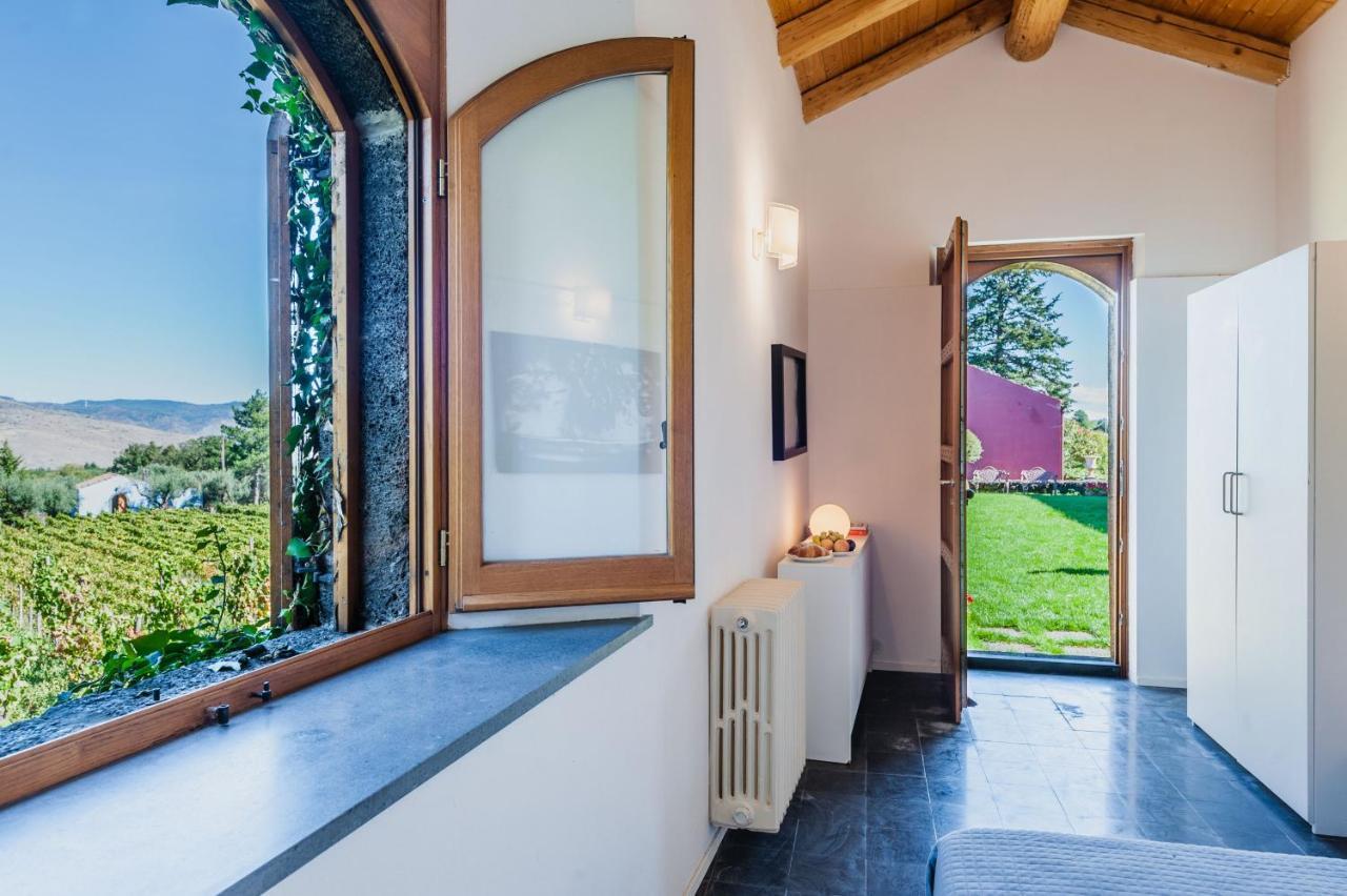 Terrazze Dell'Etna - Country Rooms And Apartments 兰达佐 外观 照片