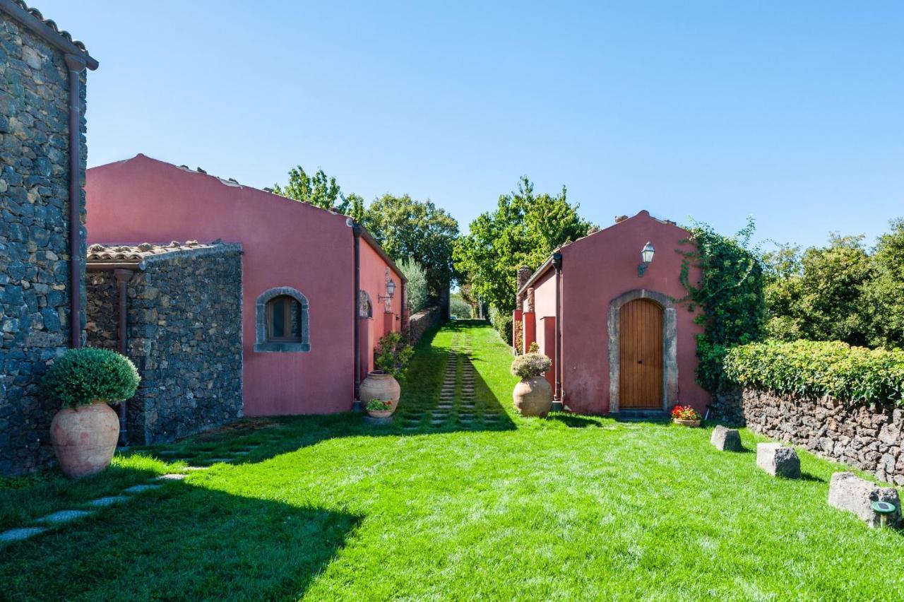 Terrazze Dell'Etna - Country Rooms And Apartments 兰达佐 外观 照片