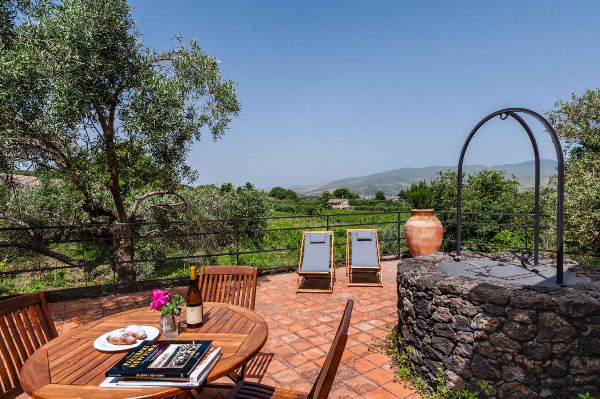 Terrazze Dell'Etna - Country Rooms And Apartments 兰达佐 外观 照片