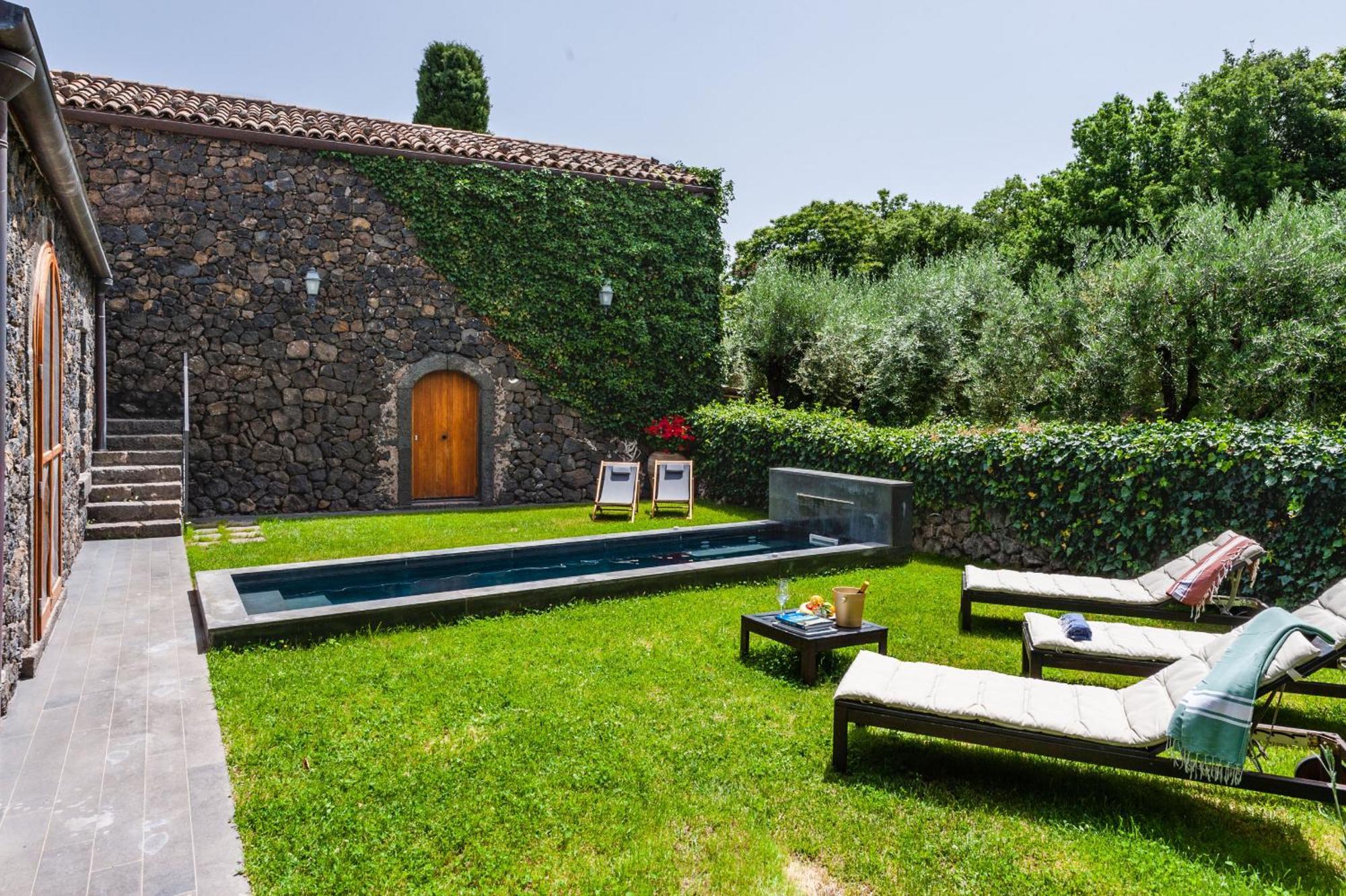 Terrazze Dell'Etna - Country Rooms And Apartments 兰达佐 外观 照片