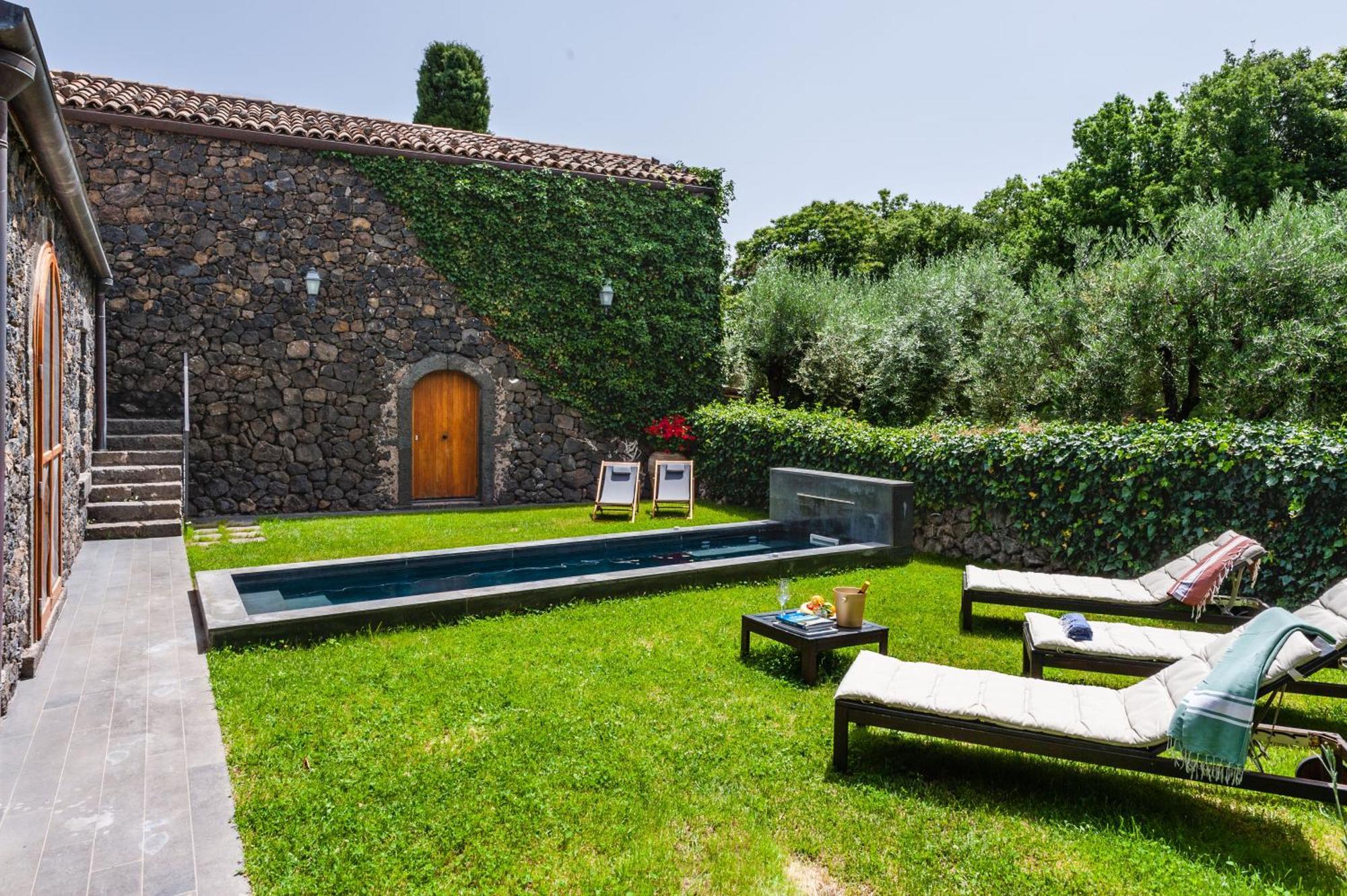 Terrazze Dell'Etna - Country Rooms And Apartments 兰达佐 外观 照片